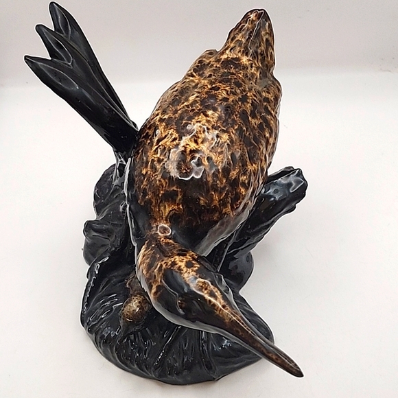 Vintage Speckled Bird w/ Chic Glazed Porcelain Figurine 10" X 8" X 6.5" - Picture 5 of 11